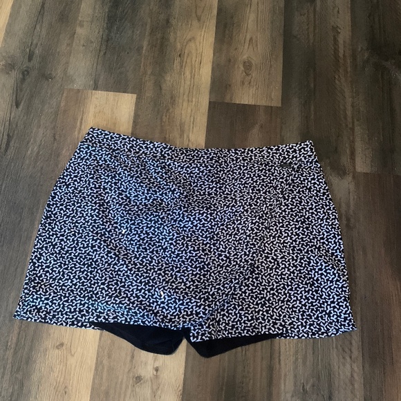Jones NY plus size skort. Worn a few‎ times - Picture 1 of 5